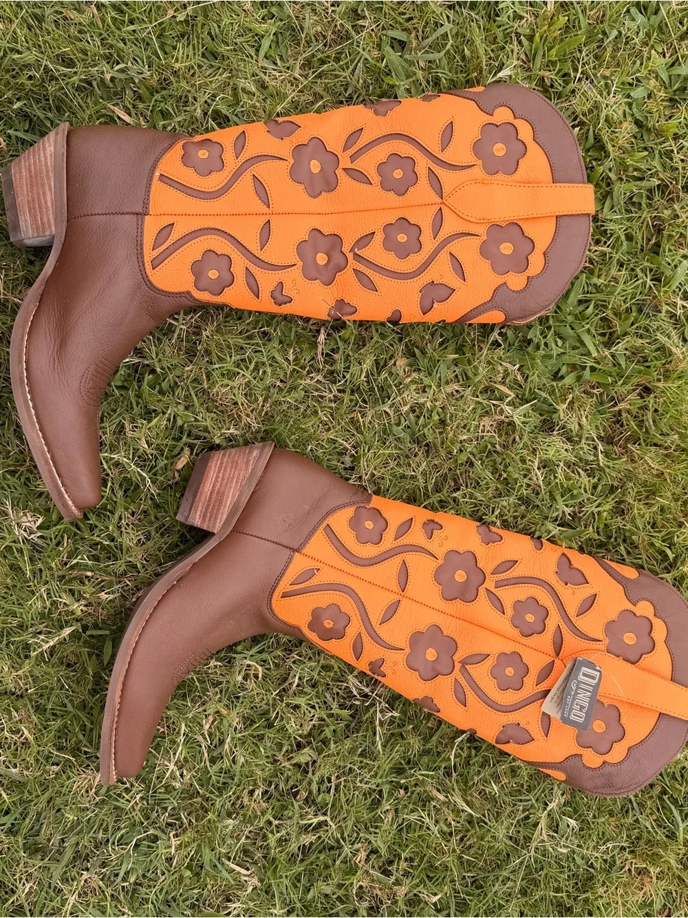 Dingo NWT 6.5 Brown and Orange Floral Leather Heeled Boots - Picture 6 of 6